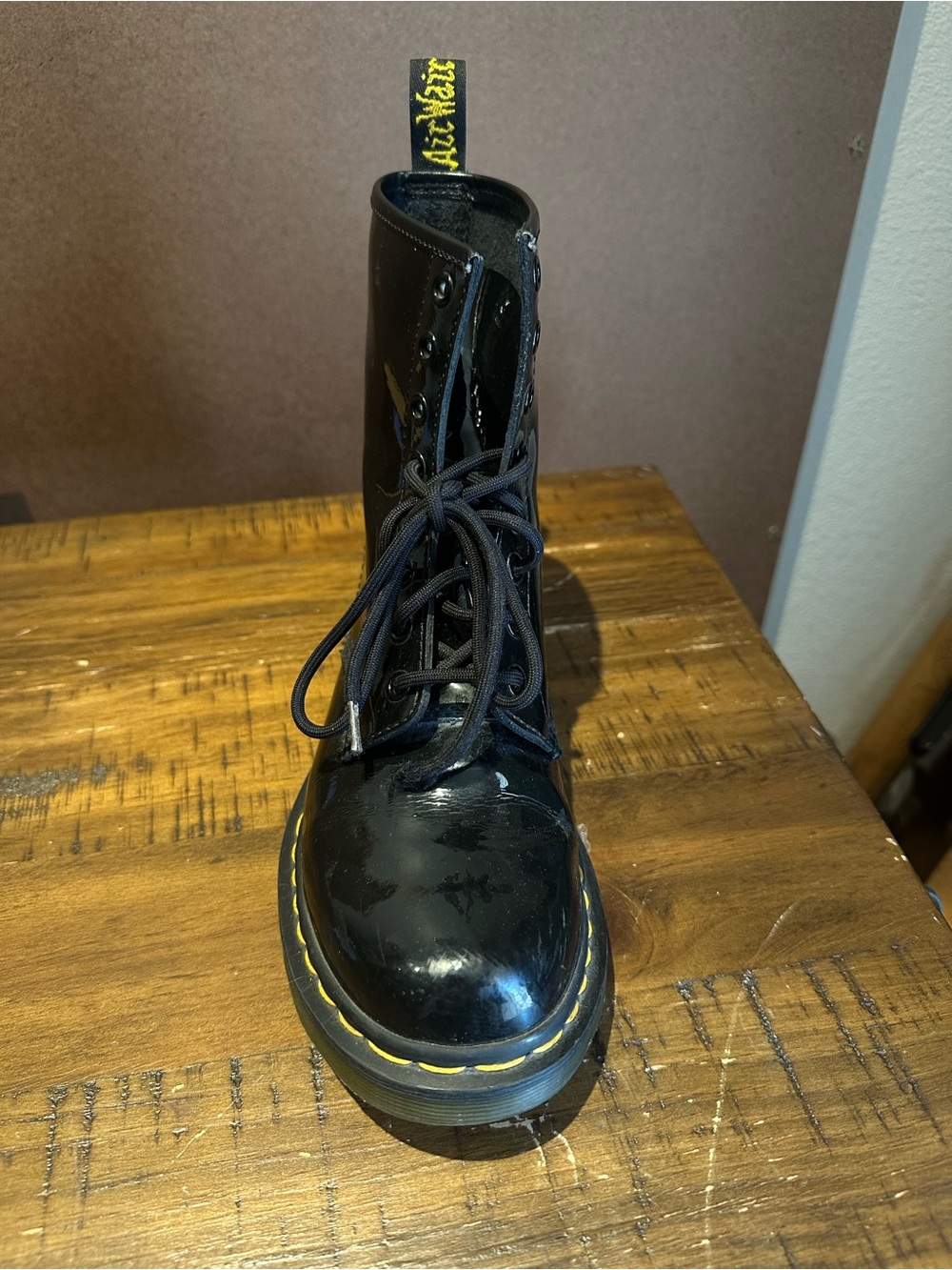 Dr. Martens RIGHT Boot - Picture 2 of 6